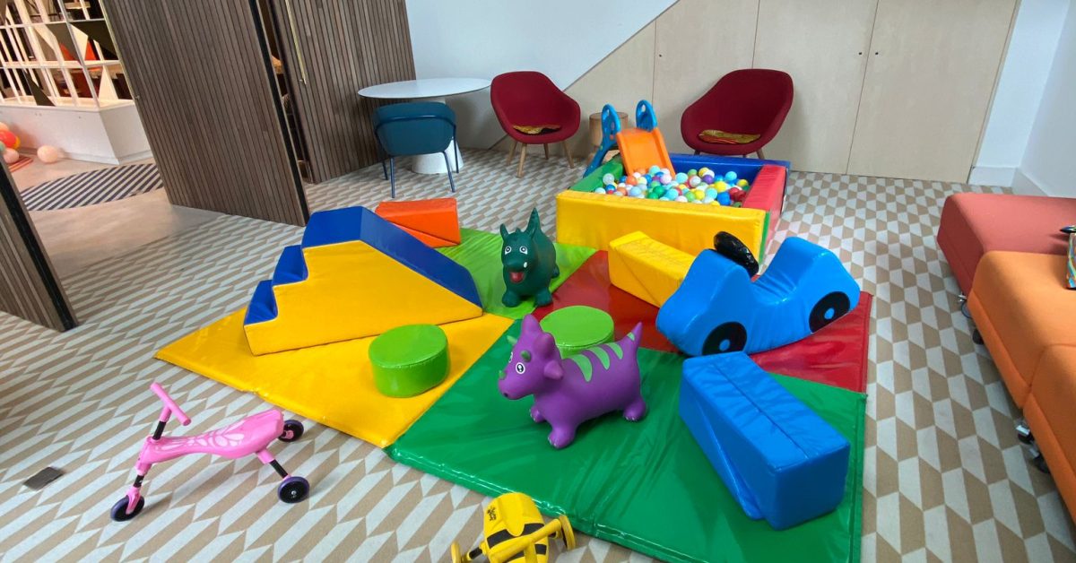 Colour Burst Soft Play Package in Venue