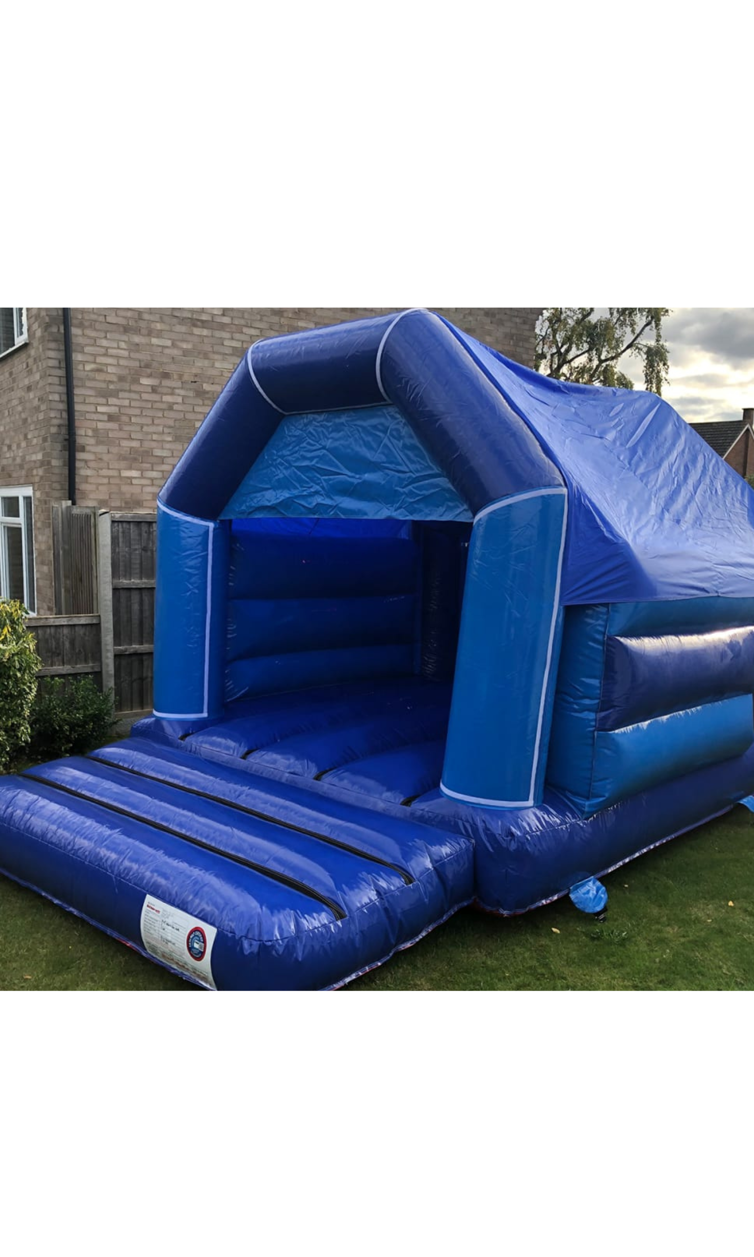 blue bouncy castle hire