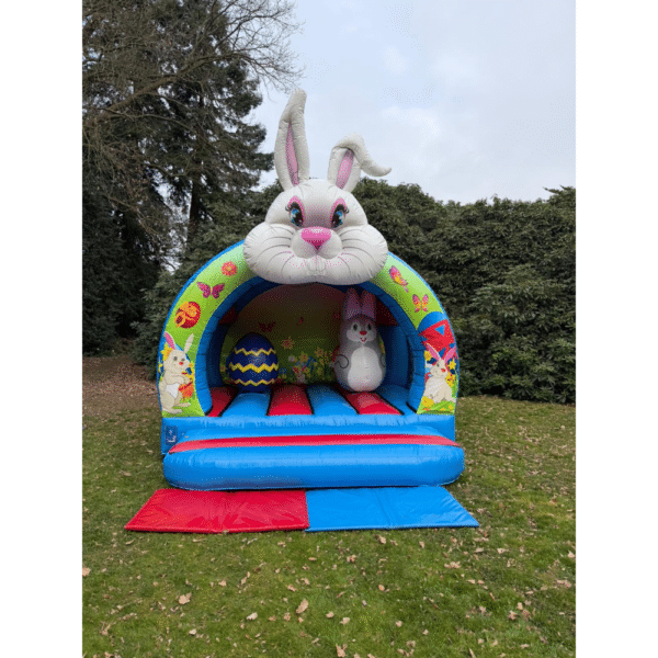 Curved bunny bouncy castle hire